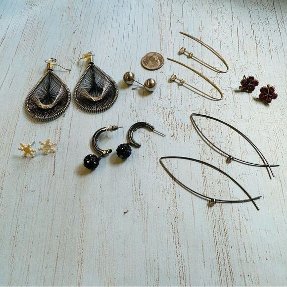 Earring Bundle - Picture 1 of 7